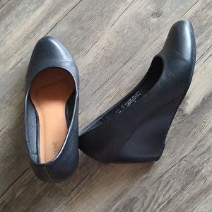 Black Wedges, Ardene brand, size 9